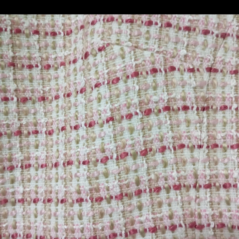 Chic Pink Tweed Jacket - Picture 11 of 12